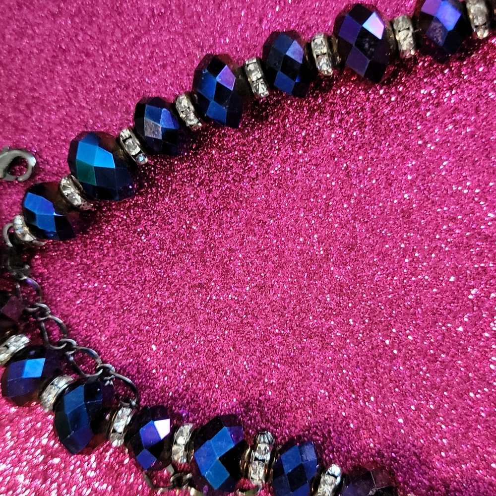 Jewelry - Picture 3 of 3